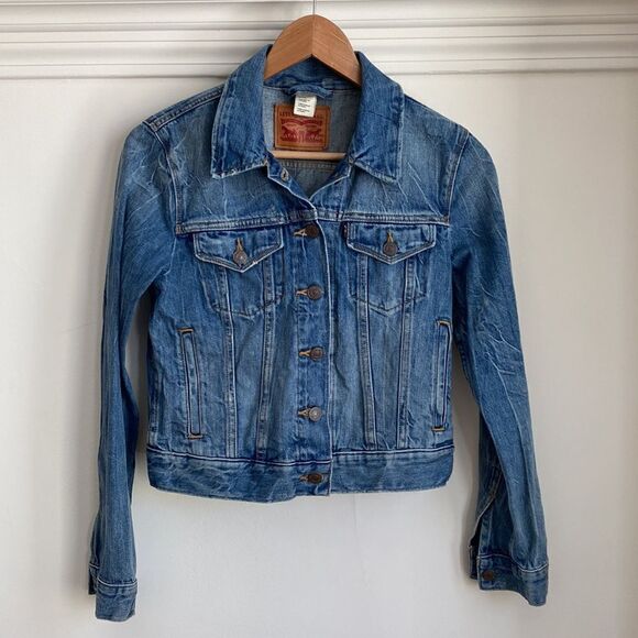 Levi's Jean Jacket   - Picture 12 of 13